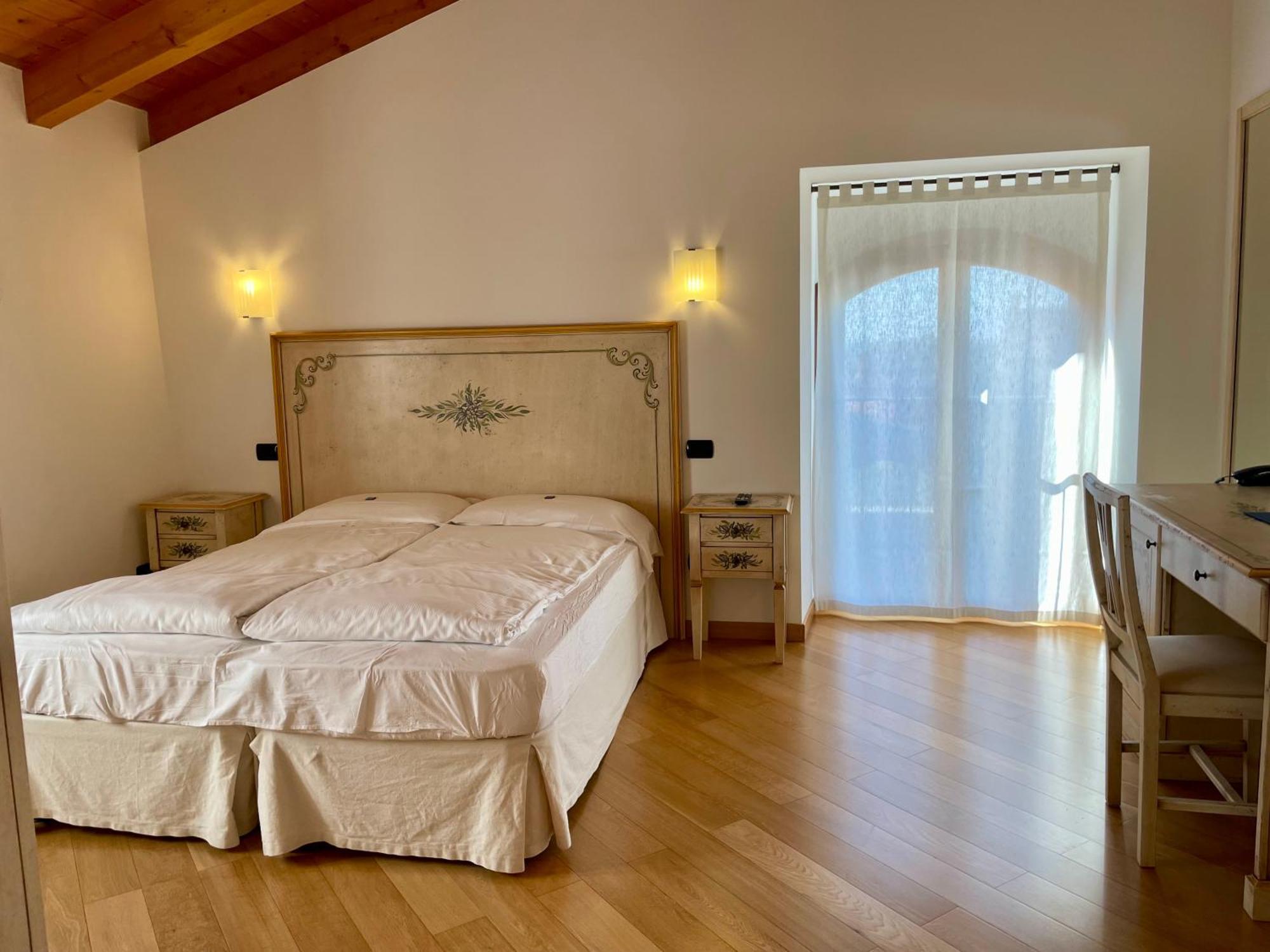 Relais Fontana Rosa B&B Wellness Caprino Veronese Εξωτερικό φωτογραφία